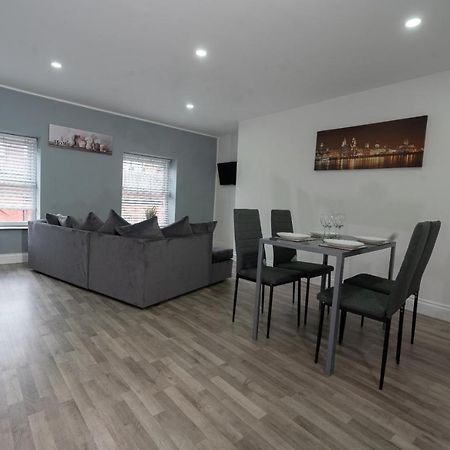 Modern Apartment In Liverpool City Centre Exterior foto